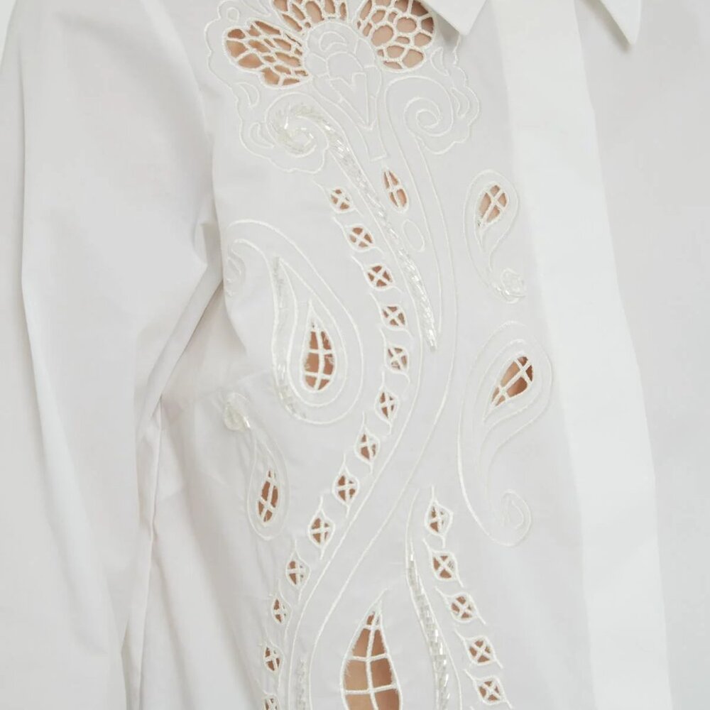 Right Body Hole Embroidered White Shirt